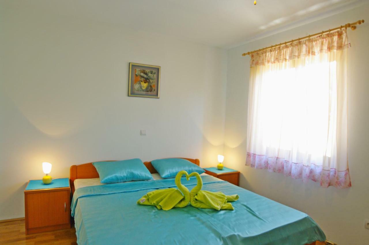 Apartments Cezar Vinkuran Exterior photo
